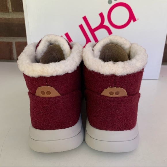 Ryka Women's Everest Sneaker Burgundy High Top Ankle Boots US 5 M NEW - Picture 7 of 9